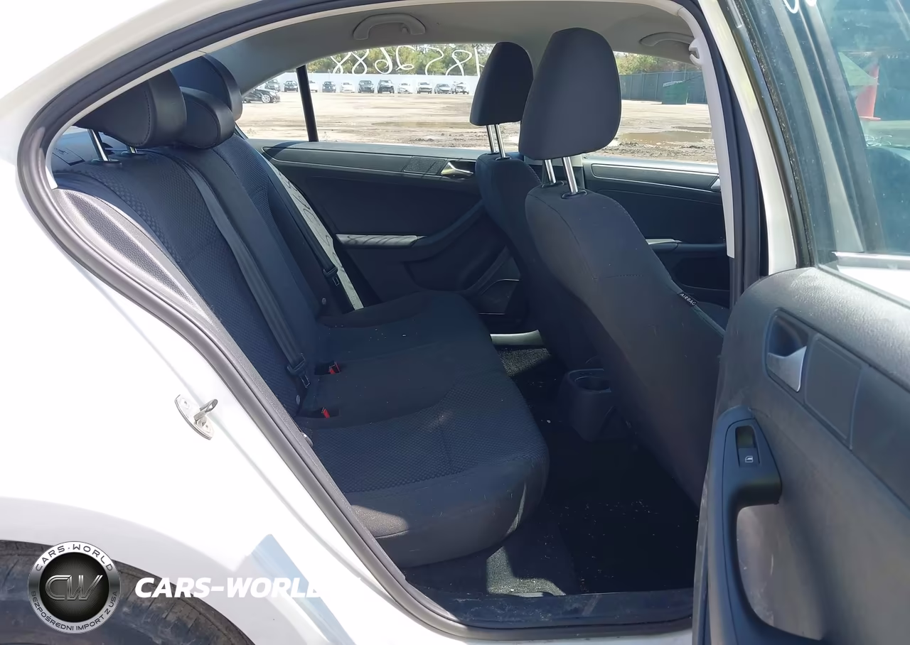 2013 Volkswagen Jetta 2.0L S VIN:3VW2K7AJ7DM204684 - 8