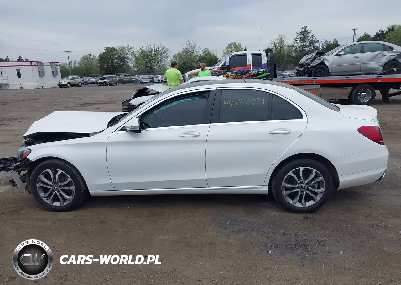 2017 Mercedes-Benz C 300 4Matic VIN:WDDWF4KB3HR304449 - 15