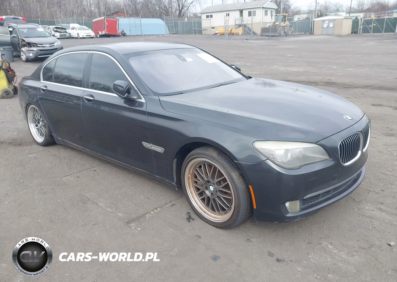 2012 BMW 750Li xDrive