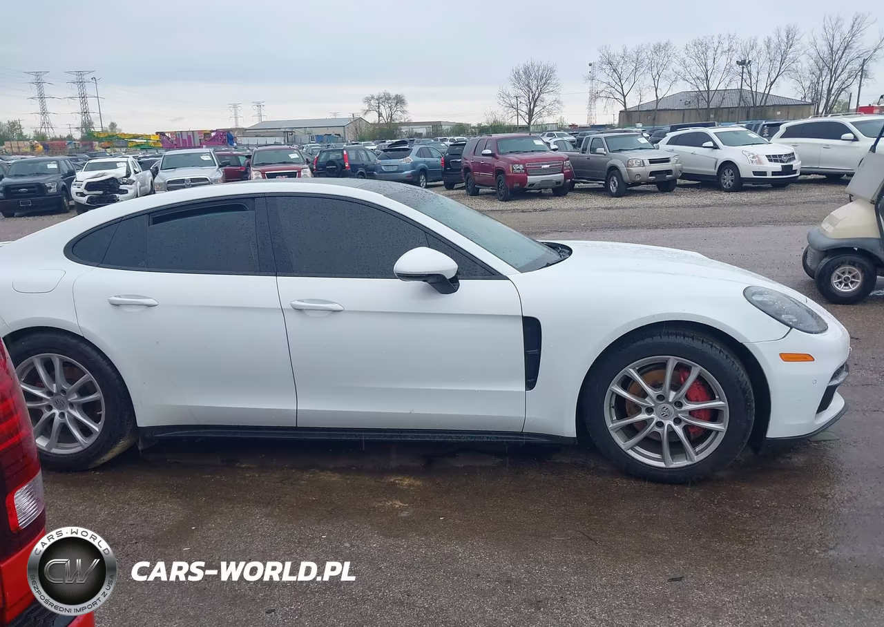 2018 Porsche Panamera 4 VIN:WP0AA2A72JL121217 - 13