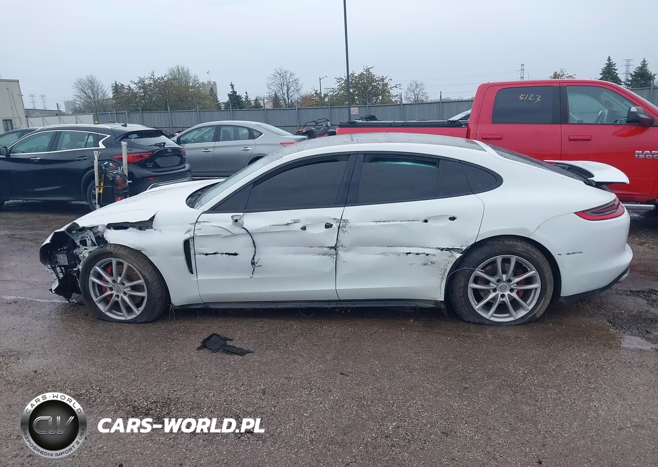 2018 Porsche Panamera 4 VIN:WP0AA2A72JL121217 - 14