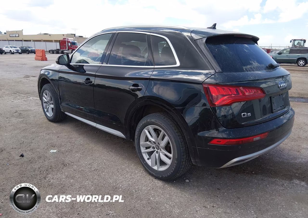 2020 Audi Q5 Premium 45 Tfsi Quattro S Tronic-Titanium Premium 45 Tfsi Quattro S Tronic VIN:WA1ANAFY0L2060727 - 3