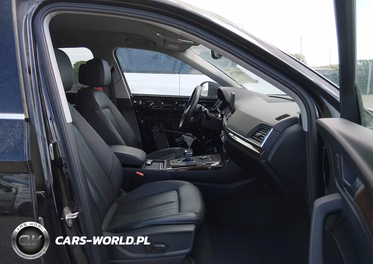 2020 Audi Q5 Premium 45 Tfsi Quattro S Tronic-Titanium Premium 45 Tfsi Quattro S Tronic VIN:WA1ANAFY0L2060727 - 5