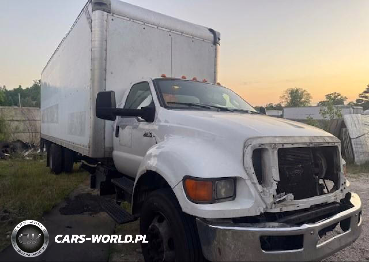 2012 Ford F-750 Xl-Xlt