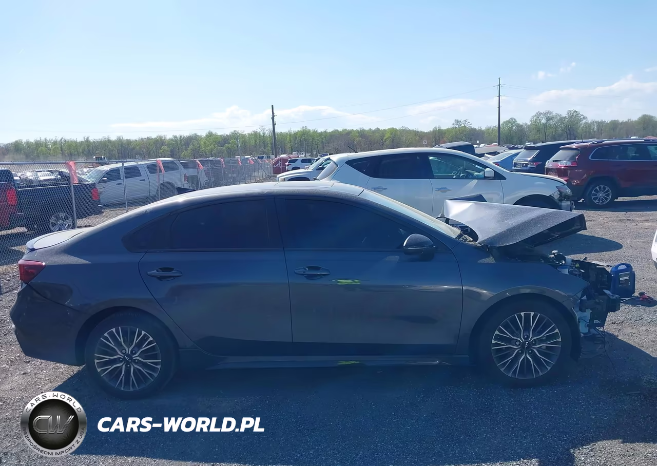 2024 Kia Forte Gt-Line VIN:3KPF54AD0RE831474 - 14