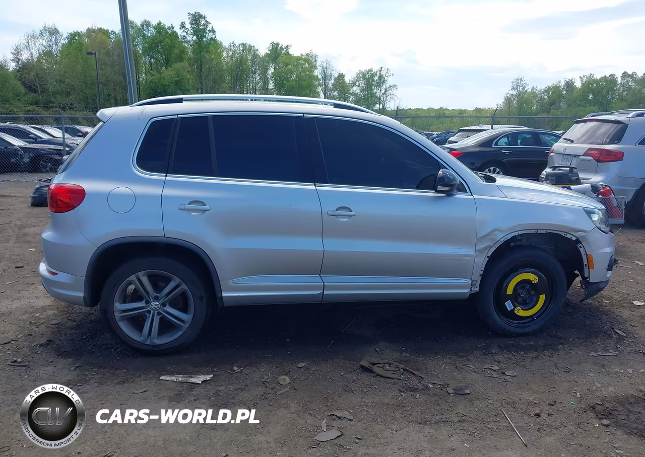 2017 Volkswagen Tiguan 2.0T Sport VIN:WVGUV7AX5HW506693 - 14