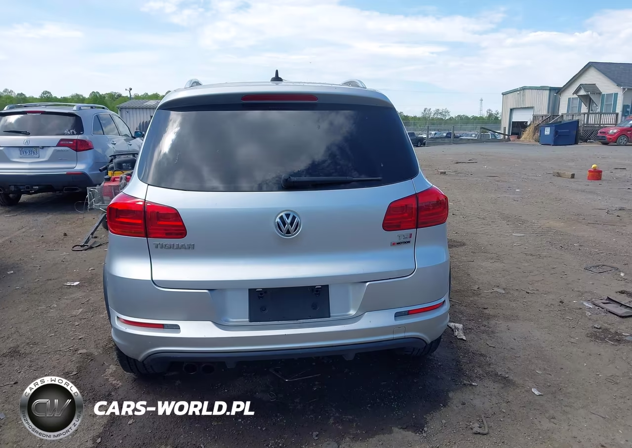 2017 Volkswagen Tiguan 2.0T Sport VIN:WVGUV7AX5HW506693 - 17