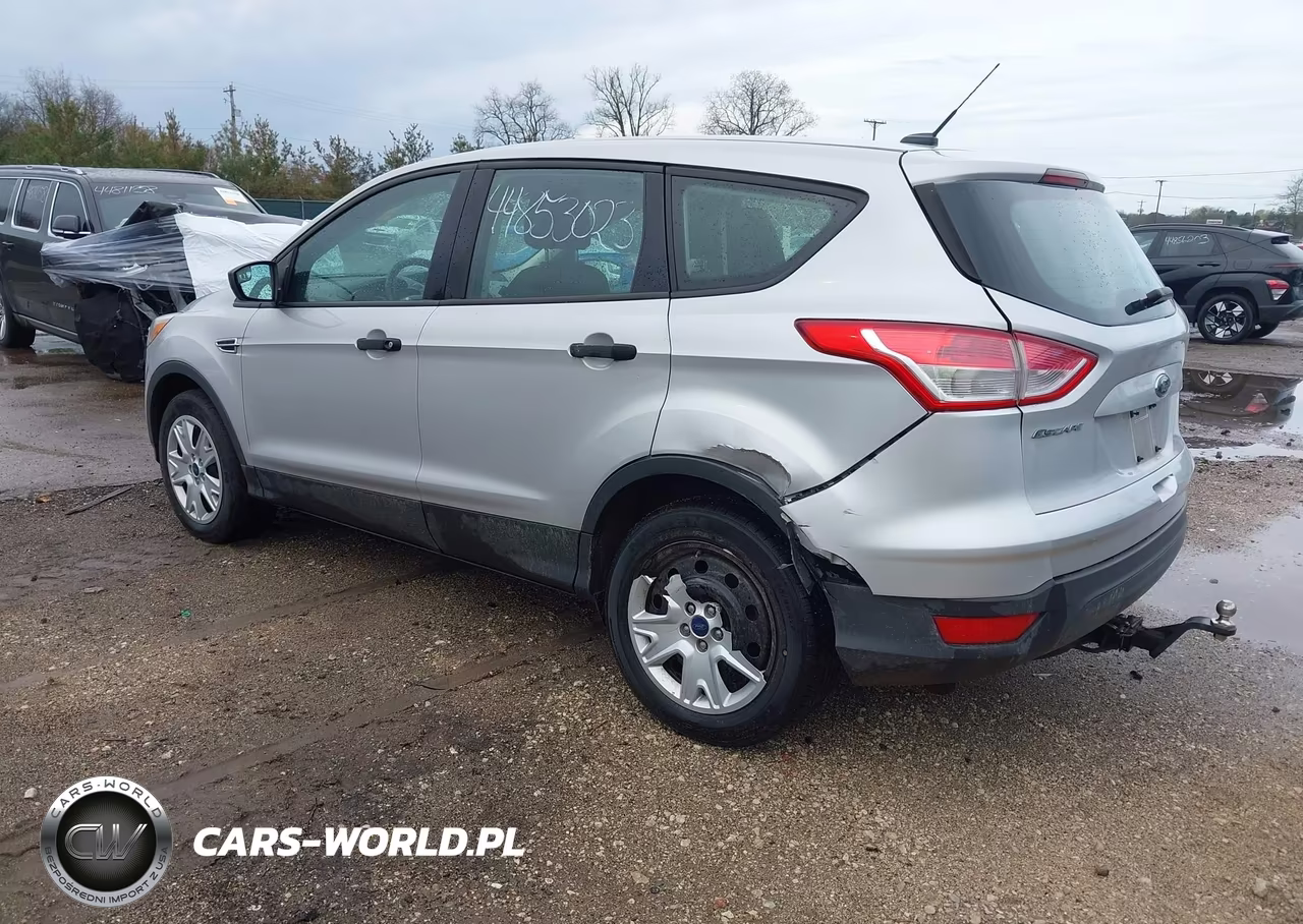 2013 Ford Escape S VIN:1FMCU0F77DUB52082 - 3