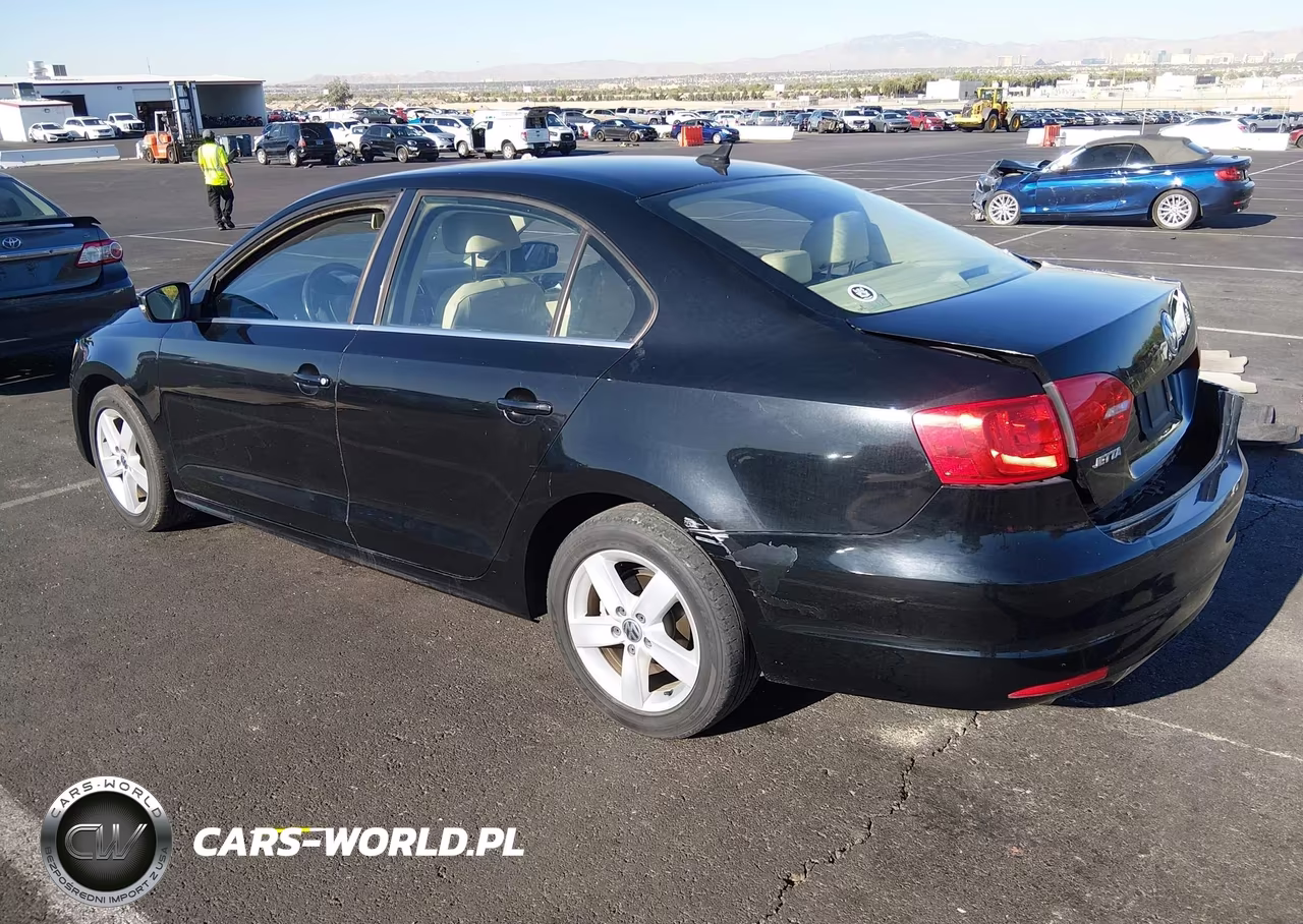 2013 Volkswagen Jetta 2.0L Tdi VIN:3VWLL7AJ5DM360983 - 3