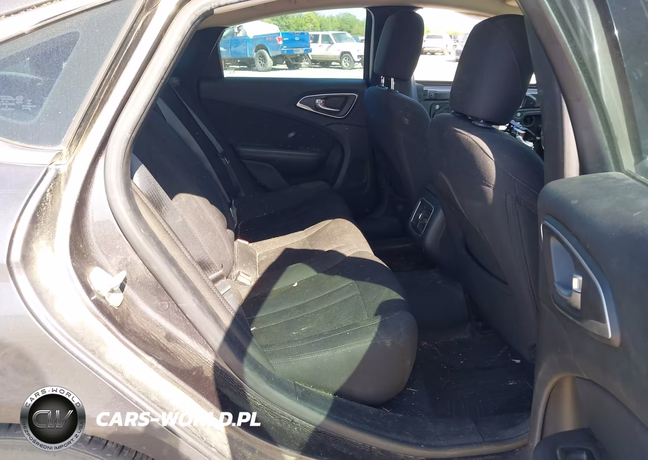 2015 Chrysler 200 Limited VIN:1C3CCCABXFN505176 - 8
