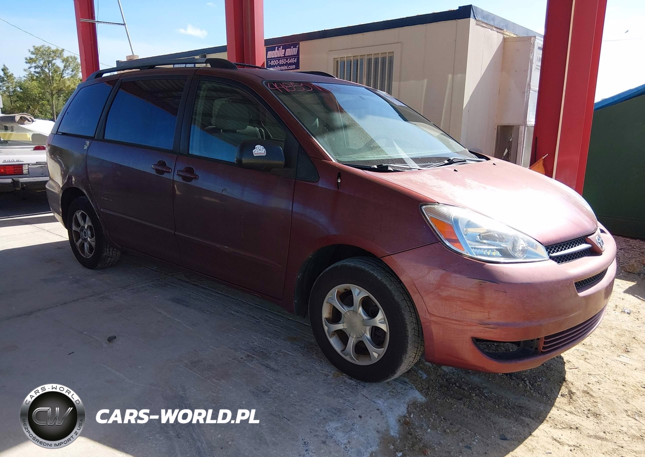 2004 Toyota Sienna Le