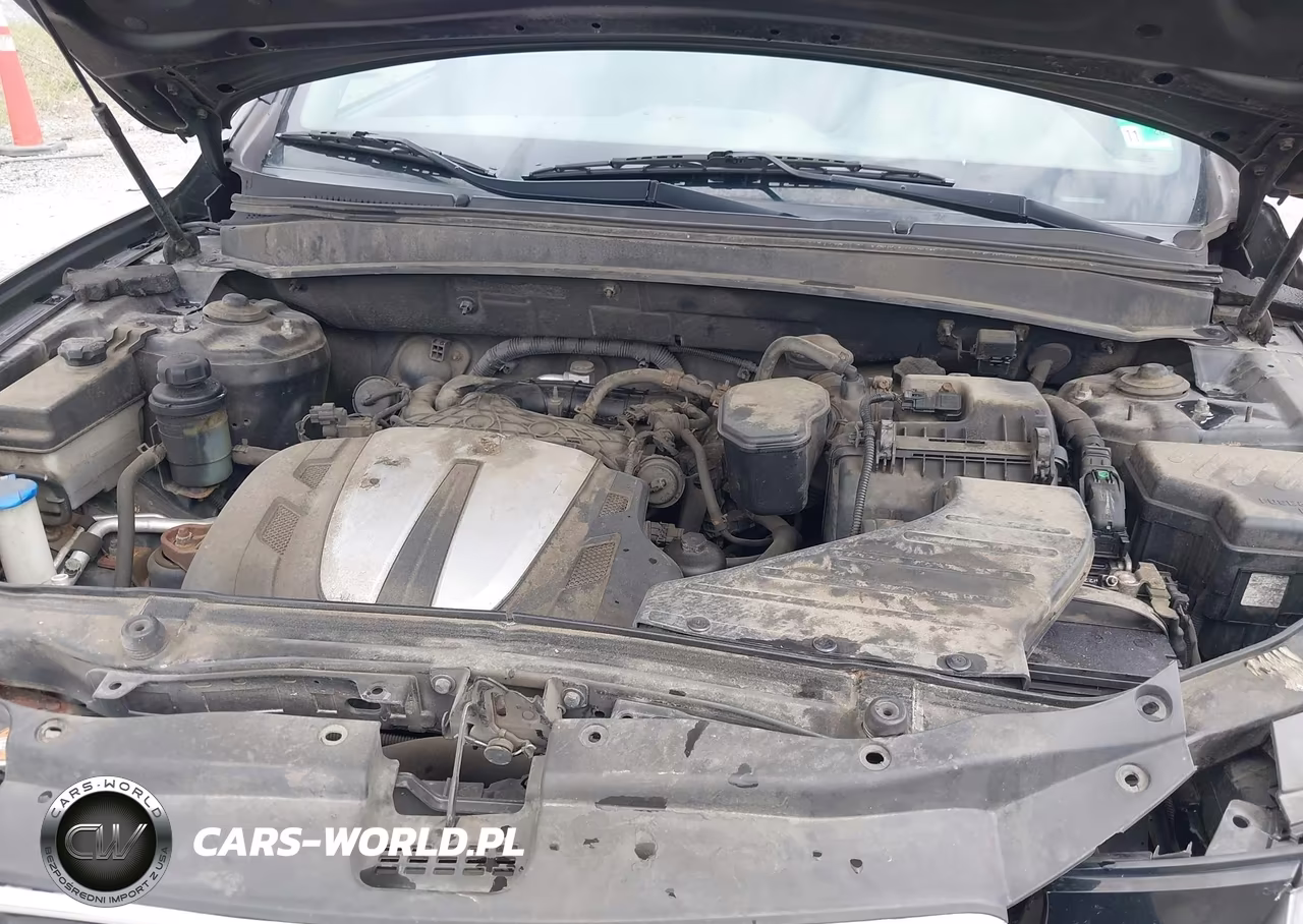 2011 Hyundai Santa Fe Limited V6 VIN:5XYZKDAG9BG014903 - 10