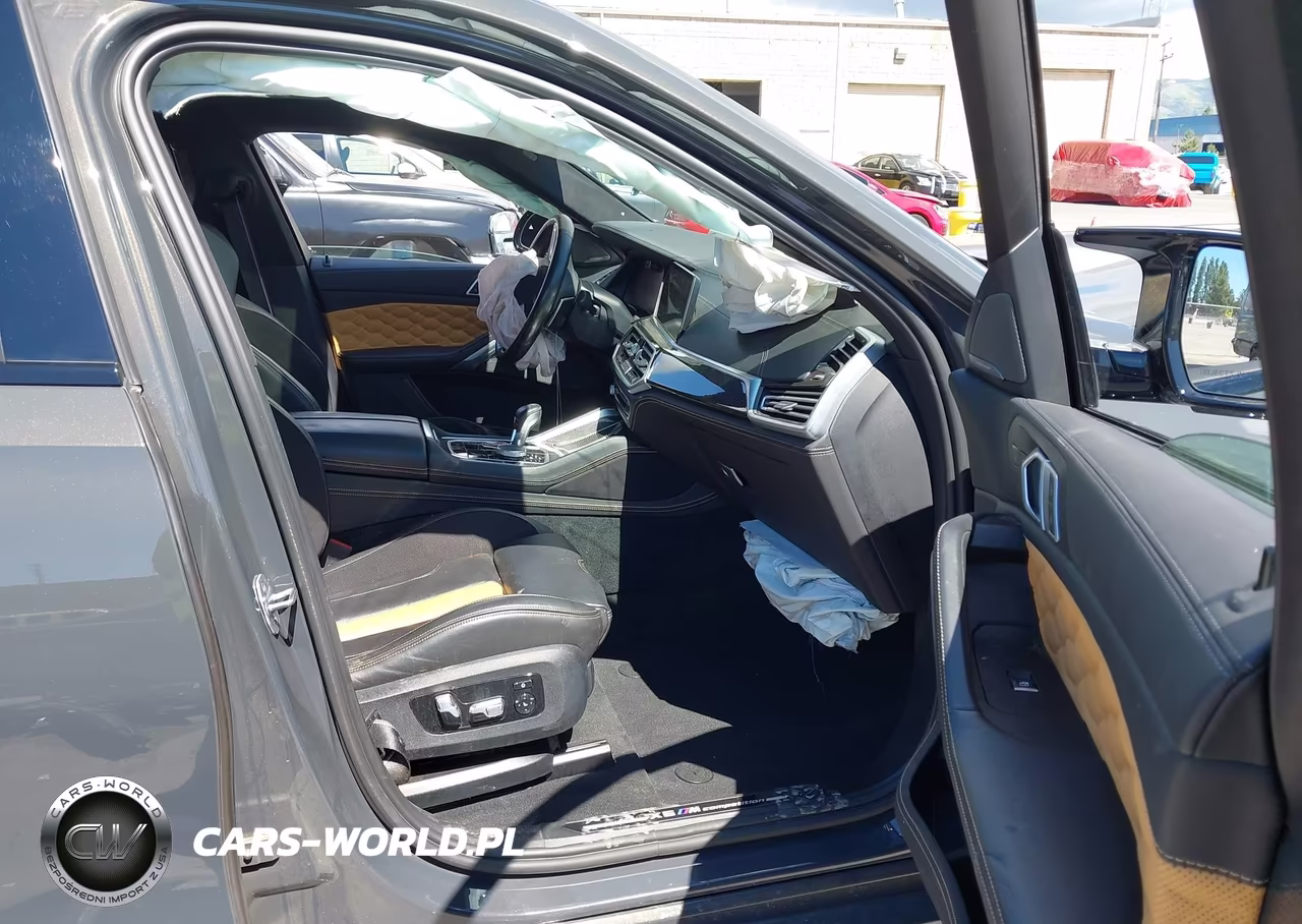 2022 BMW X6 M VIN:5YMCY0C05N9K70885 - 5