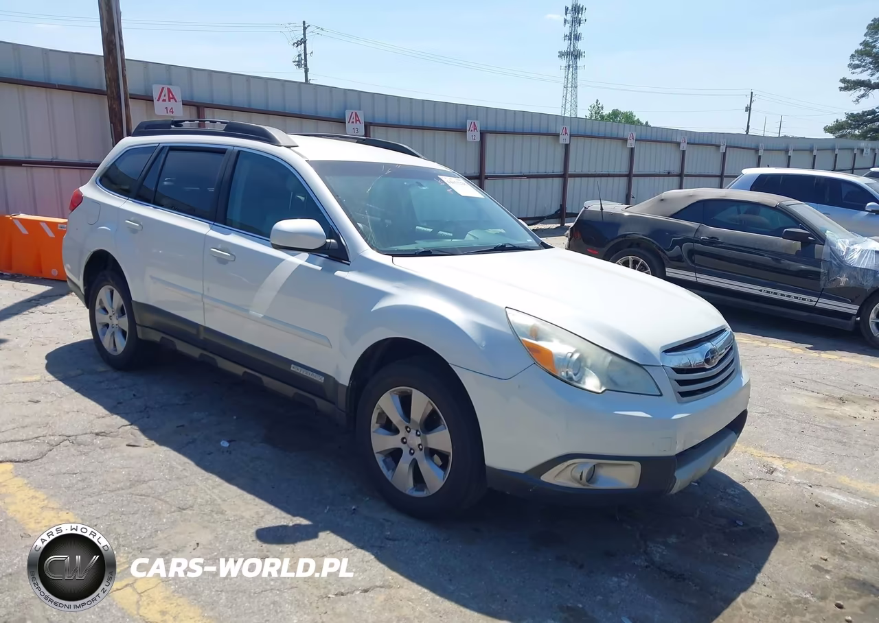 2011 Subaru Outback 2.5I Limited – zdjęcie 1 z 15