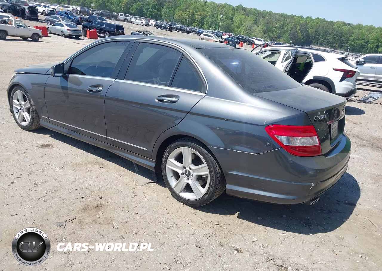 2010 Mercedes-Benz C 300 Luxury 4Matic-Sport 4Matic VIN:WDDGF8BB1AF406612 - 3