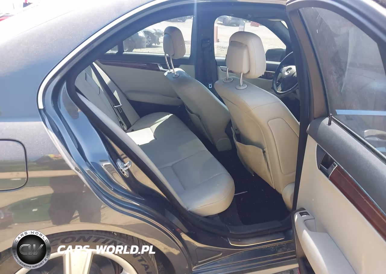 2010 Mercedes-Benz C 300 Luxury 4Matic-Sport 4Matic VIN:WDDGF8BB1AF406612 - 8