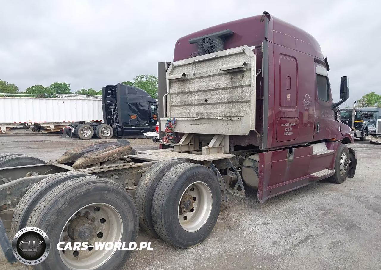 2019 Freightliner New Cascadia 126 VIN:3AKJHHDV6KSKF5599 - 4
