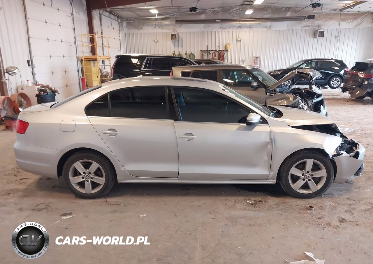 2013 Volkswagen Jetta 2.0L Tdi VIN:3VW3L7AJ3DM274829 - 13