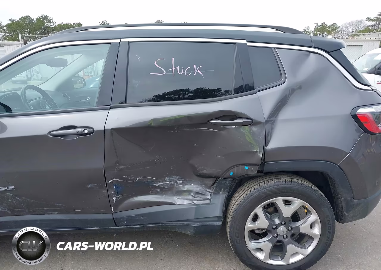 2019 Jeep Compass Limited 4X4 VIN:3C4NJDCB4KT815427 - 19