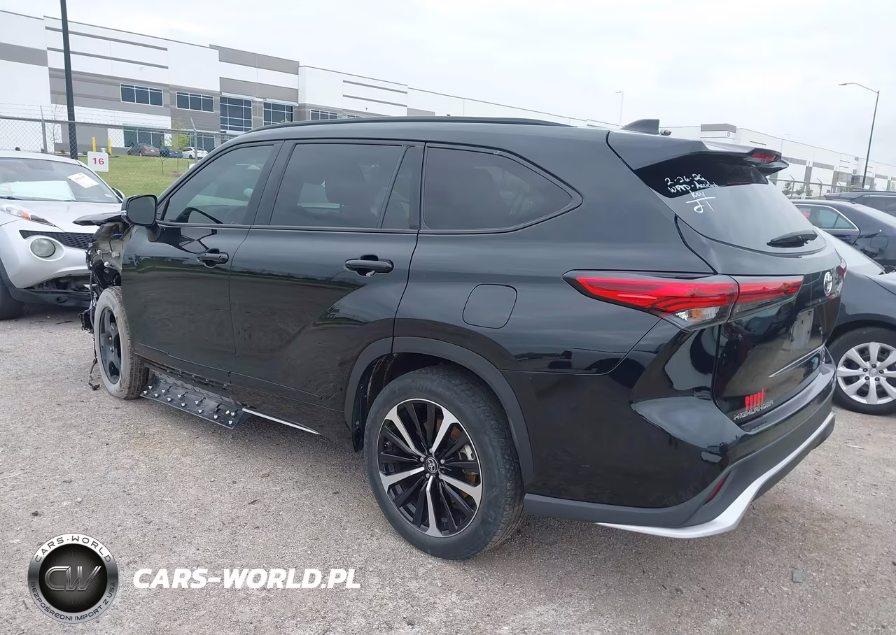 2022 Toyota Highlander Xse VIN:5TDLZRAHXNS141013 - 3