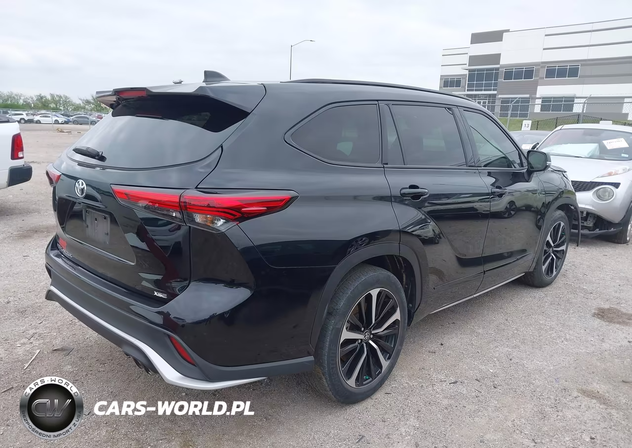 2022 Toyota Highlander Xse VIN:5TDLZRAHXNS141013 - 4