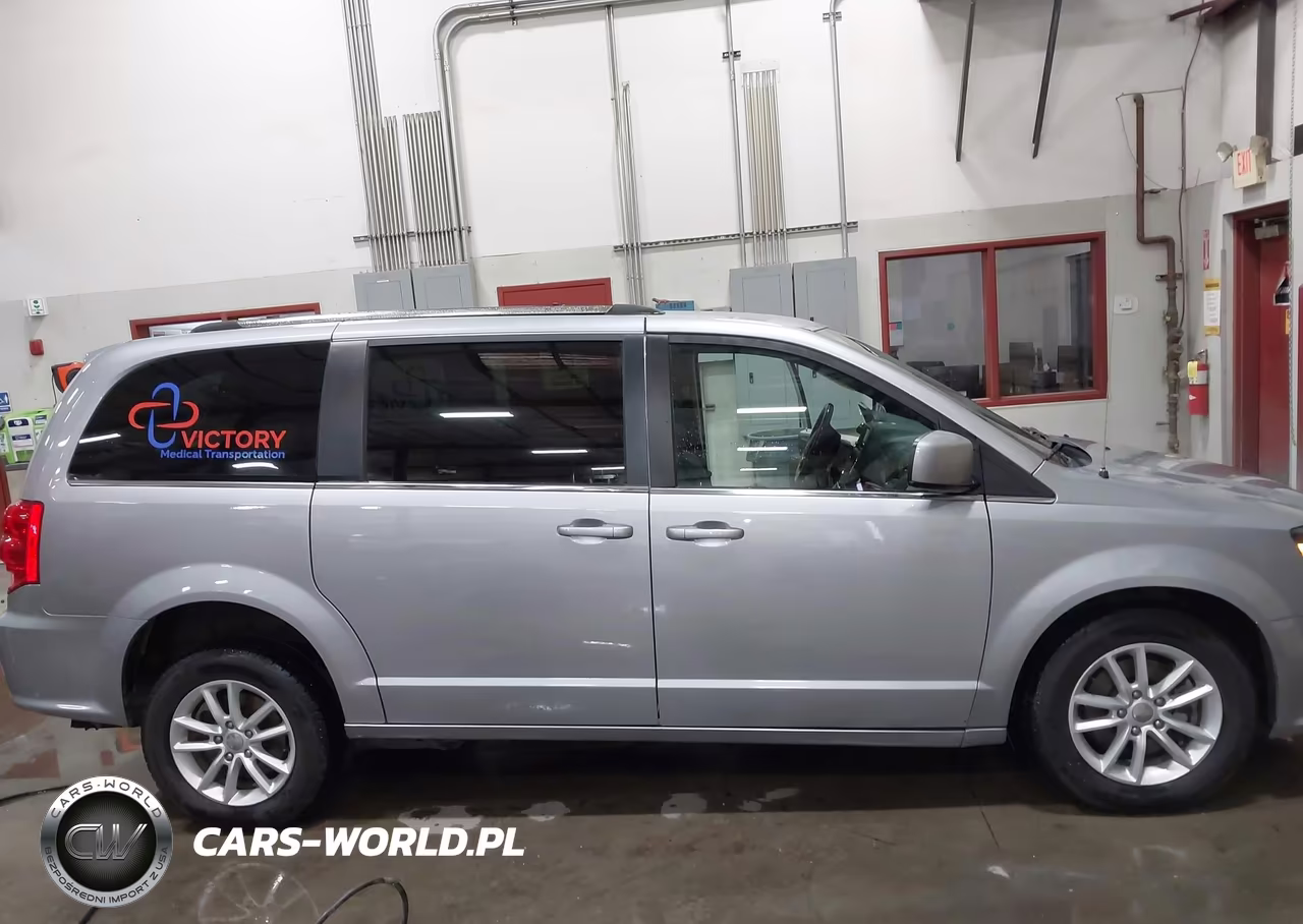 2019 Dodge Grand Caravan Sxt VIN:2C4RDGCG2KR787961 - 13