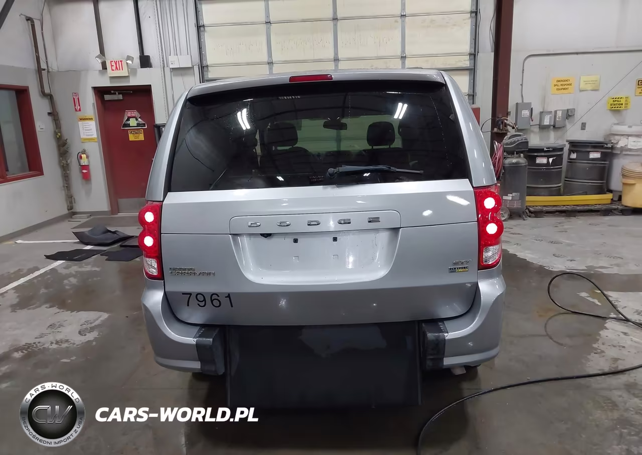 2019 Dodge Grand Caravan Sxt VIN:2C4RDGCG2KR787961 - 16