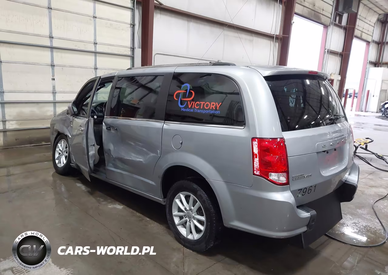 2019 Dodge Grand Caravan Sxt VIN:2C4RDGCG2KR787961 - 3