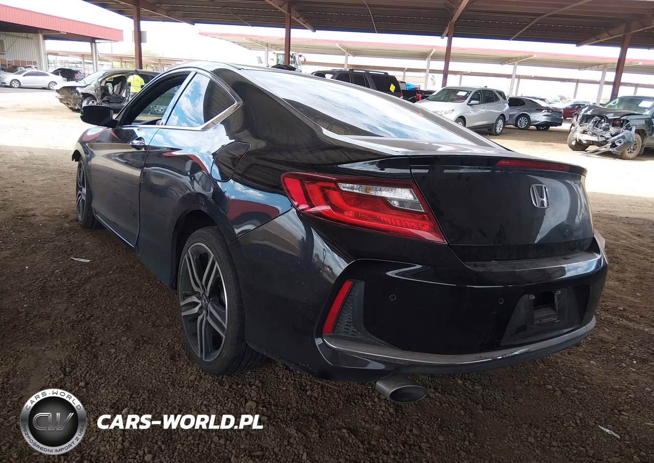 2017 Honda Accord Touring V6 VIN:1HGCT2B02HA004216 - 3