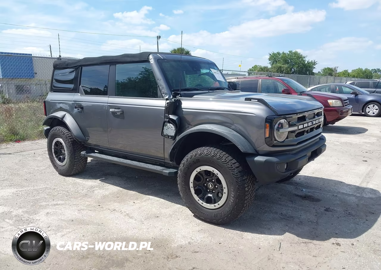 2022 Ford Bronco Outer Banks