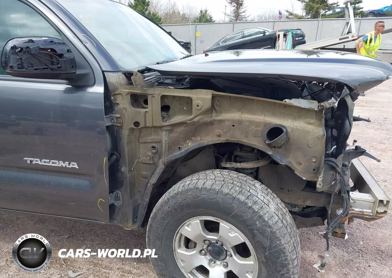 2013 Toyota Tacoma Base V6 VIN:3TMLU4EN4DM124546 - 18