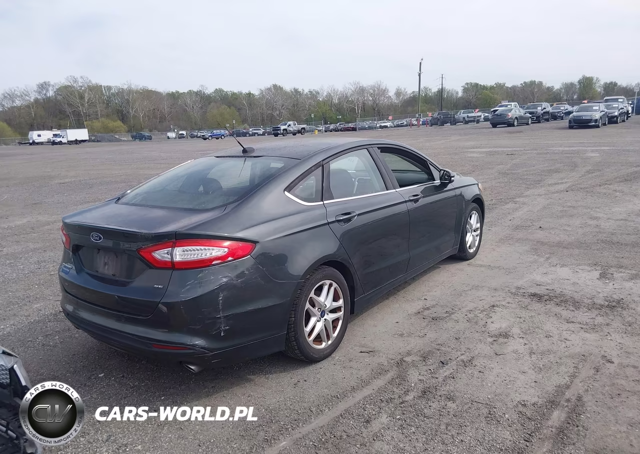 2015 Ford Fusion Se VIN:3FA6P0H74FR301862 - 4