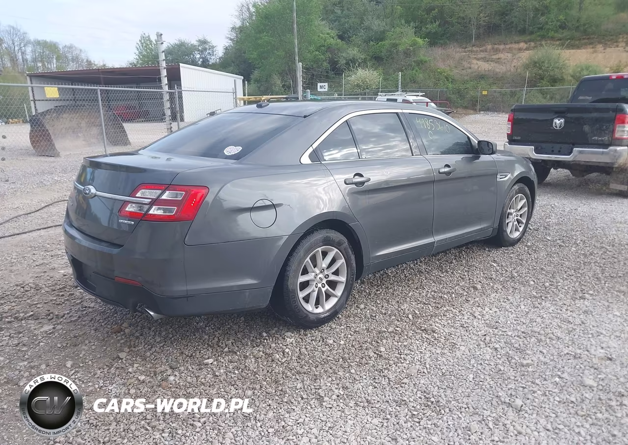 2015 Ford Taurus Se VIN:1FAHP2D8XFG122882 - 4