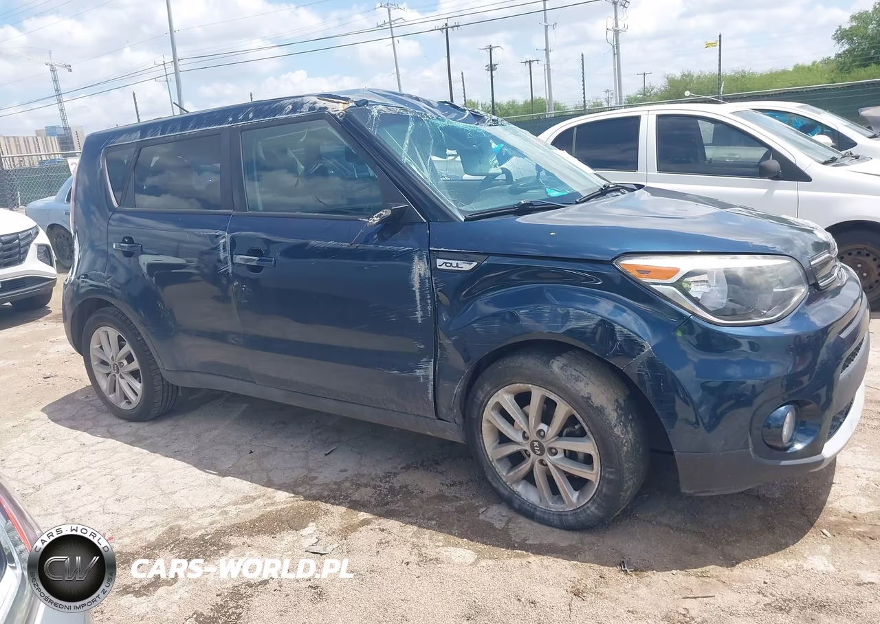 2019 Kia Soul + VIN:KNDJP3A53K7678666 - 13