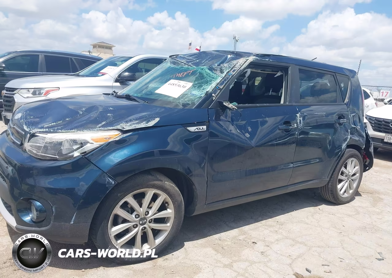 2019 Kia Soul + VIN:KNDJP3A53K7678666 - 14