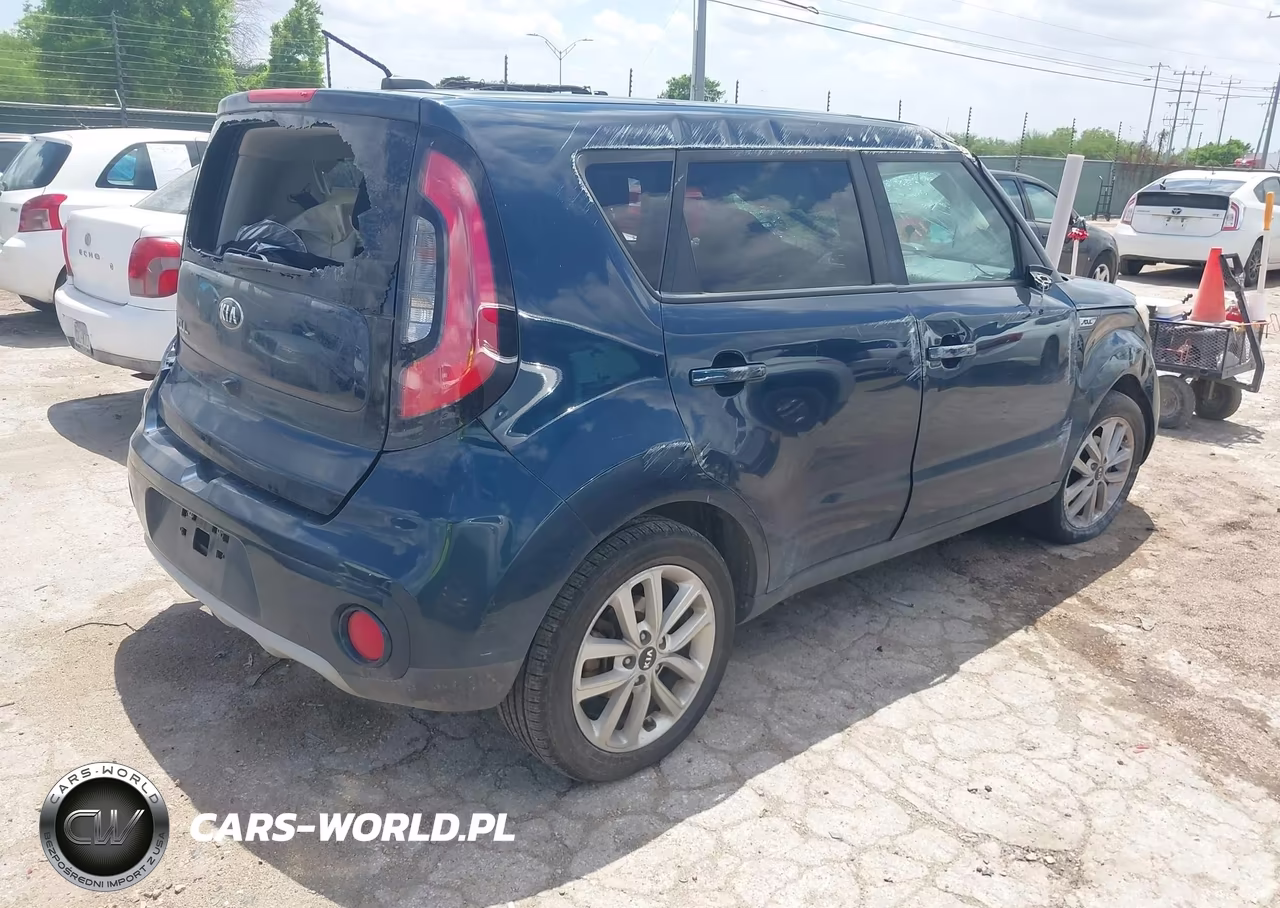 2019 Kia Soul + VIN:KNDJP3A53K7678666 - 4