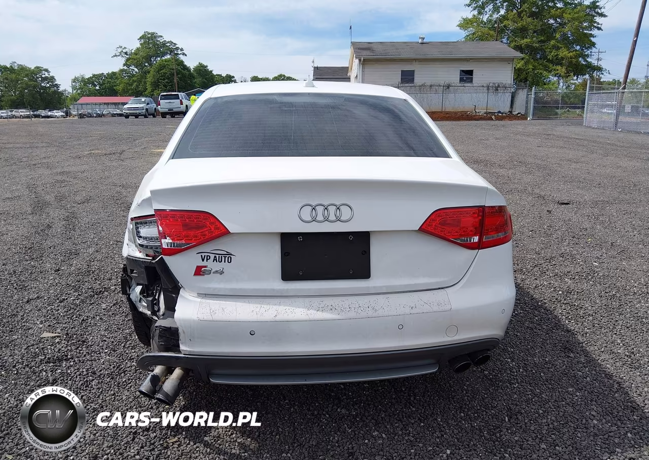 2011 Audi S4 Premium Plus VIN:WAUBGAFL7BA072724 - 16