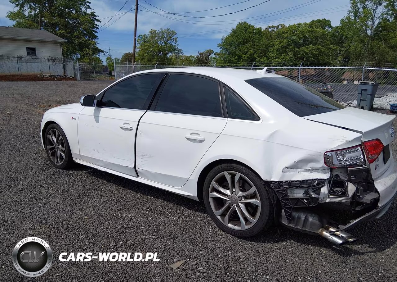 2011 Audi S4 Premium Plus VIN:WAUBGAFL7BA072724 - 3
