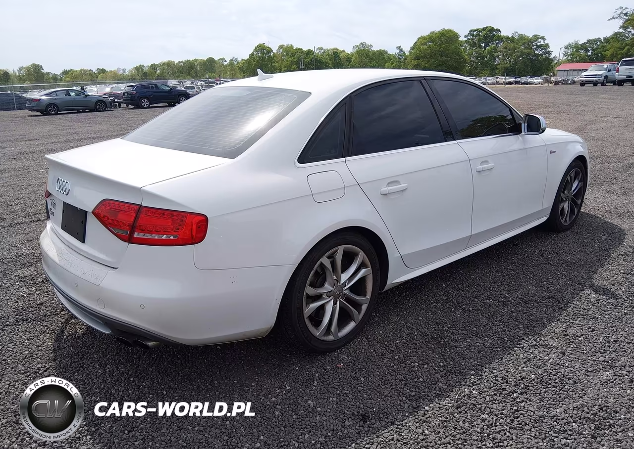 2011 Audi S4 Premium Plus VIN:WAUBGAFL7BA072724 - 4