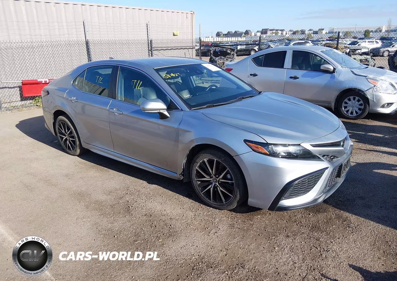 2022 Toyota Camry Se