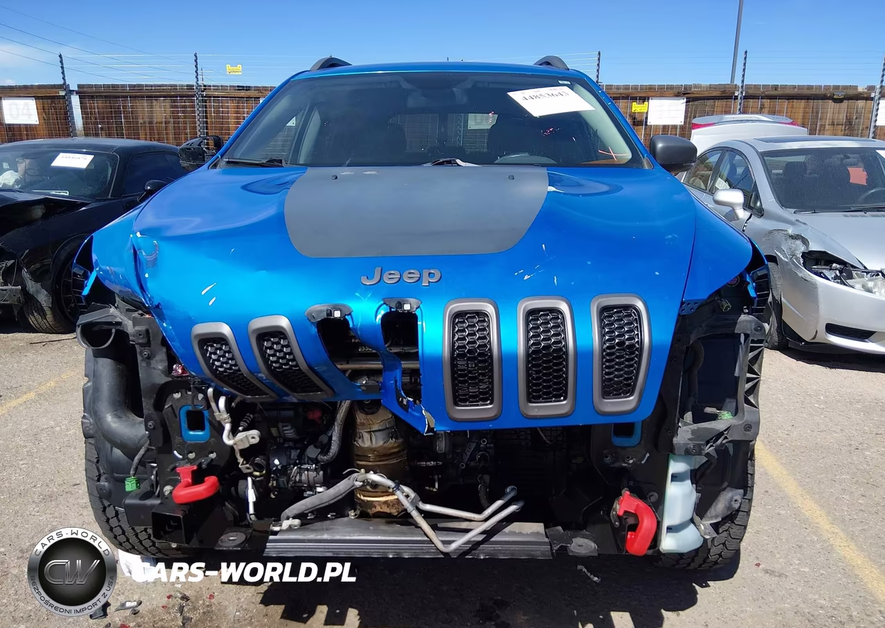 2018 Jeep Cherokee Trailhawk 4X4 VIN:1C4PJMBX3JD506767 - 13