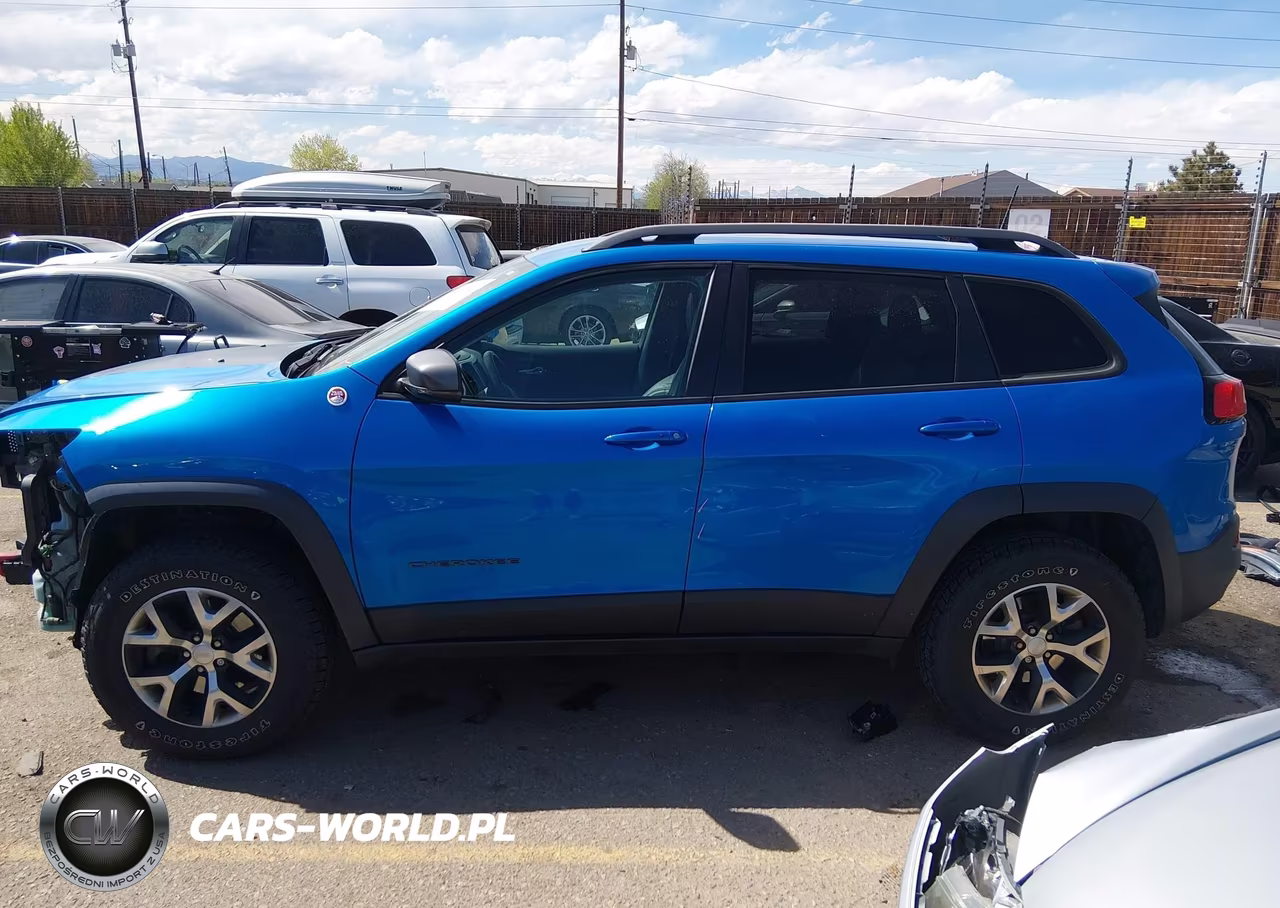 2018 Jeep Cherokee Trailhawk 4X4 VIN:1C4PJMBX3JD506767 - 15
