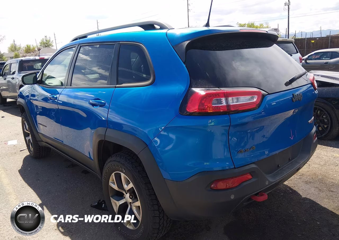 2018 Jeep Cherokee Trailhawk 4X4 VIN:1C4PJMBX3JD506767 - 3
