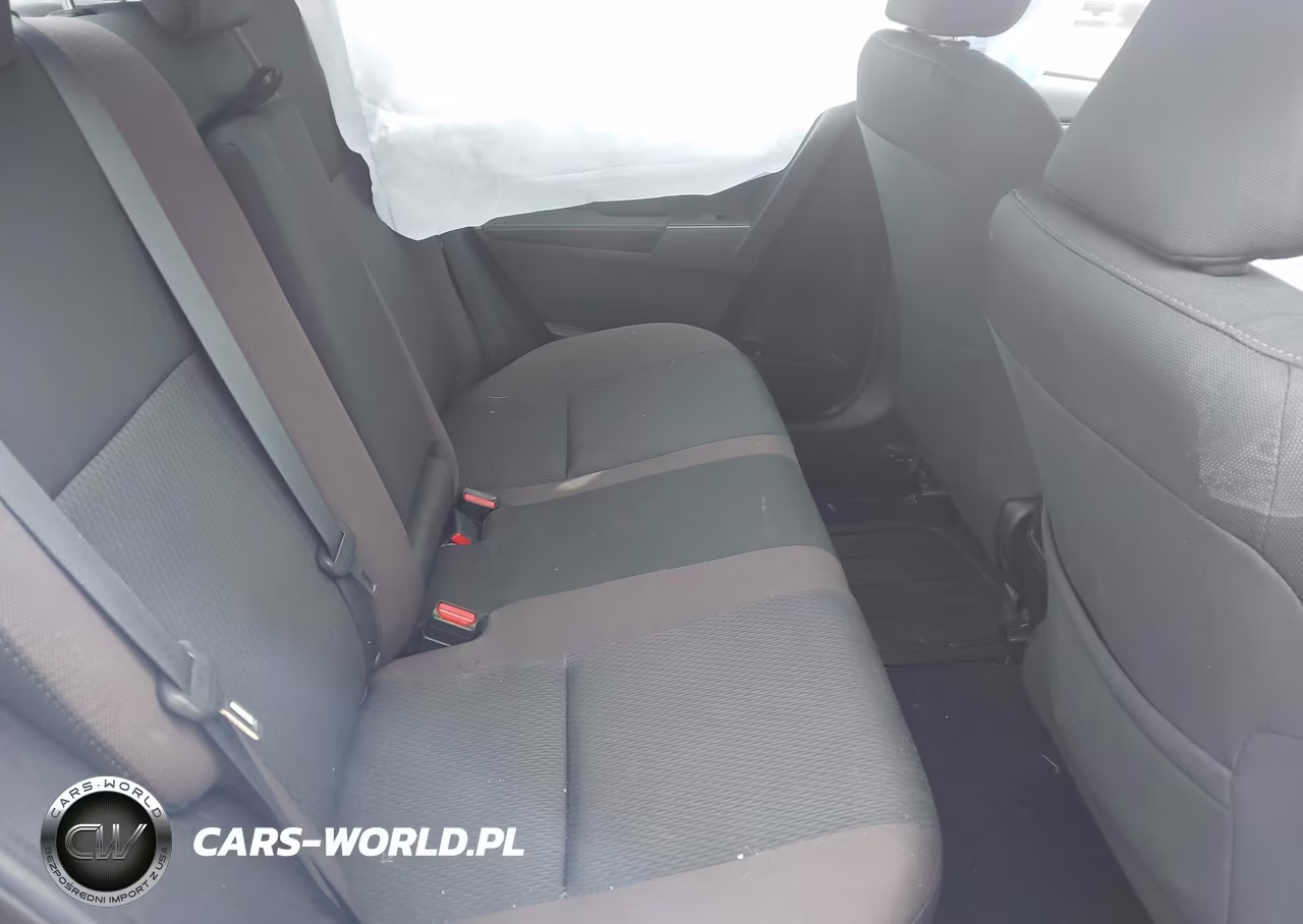 2018 Toyota Corolla Le VIN:2T1BURHE8JC984698 - 8