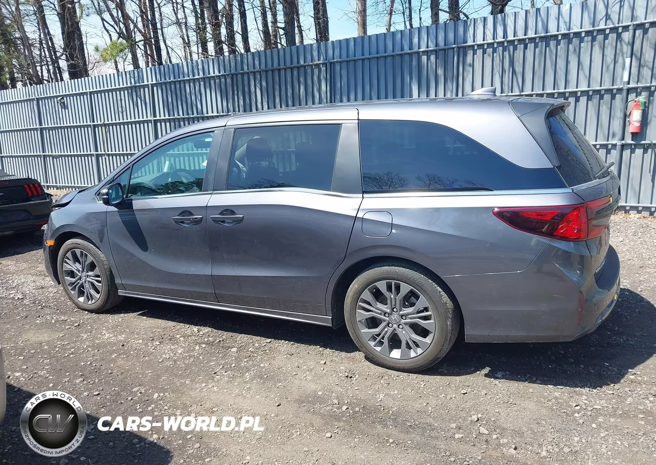 2025 Honda Odyssey Touring VIN:5FNRL6H80SB031989 - 14