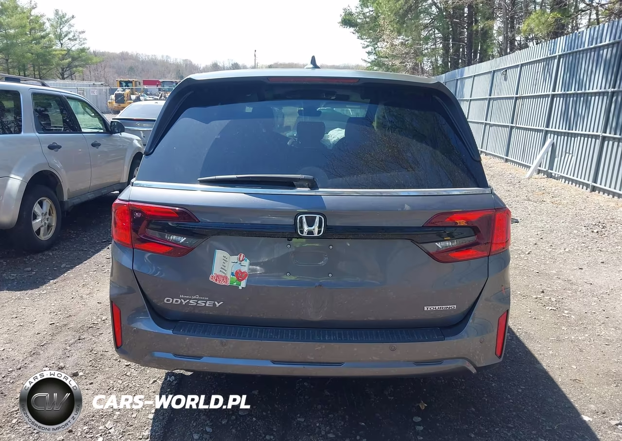 2025 Honda Odyssey Touring VIN:5FNRL6H80SB031989 - 16