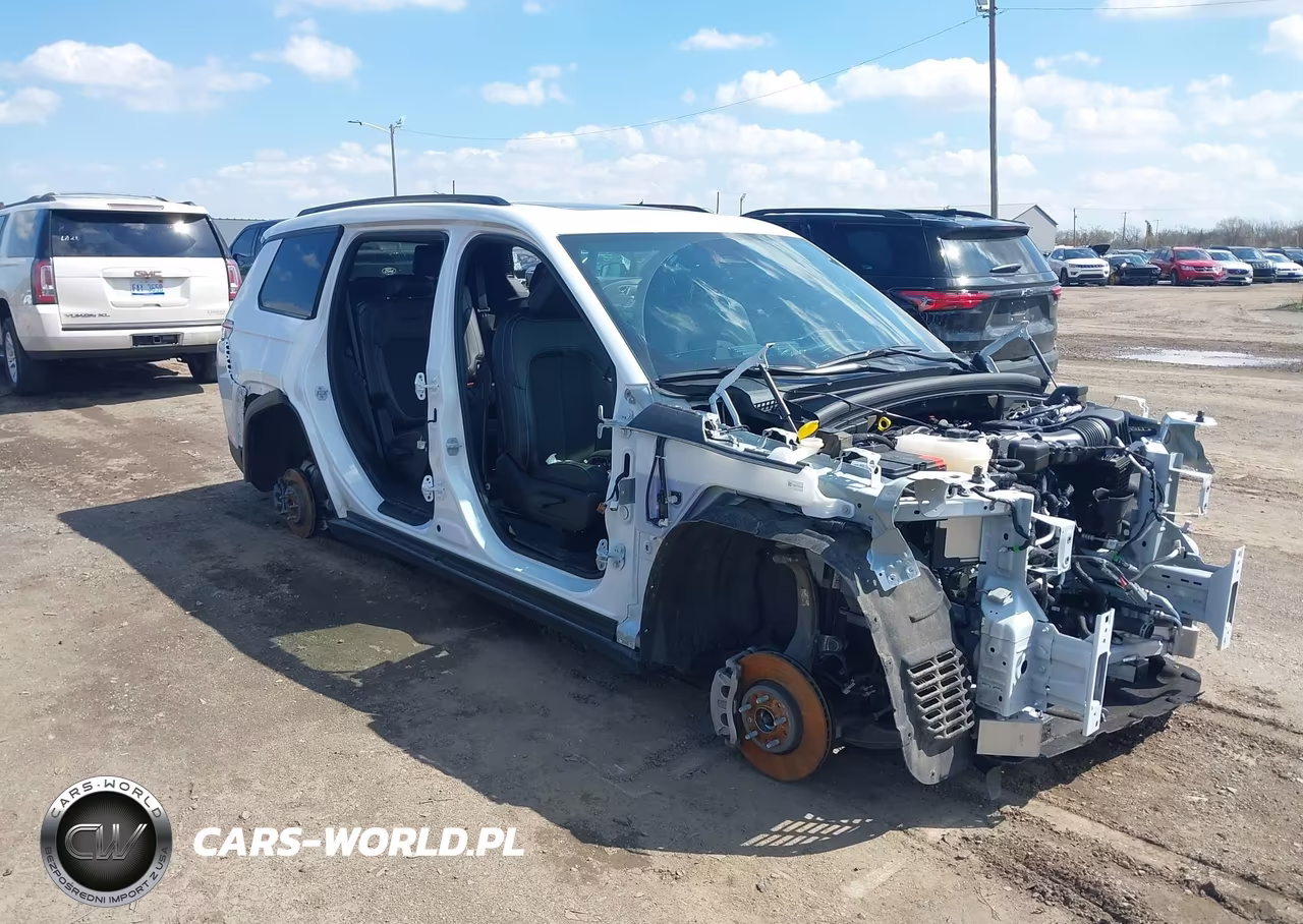 2025 Jeep Grand Cherokee L Altitude X 4X4 – zdjęcie 1 z 16