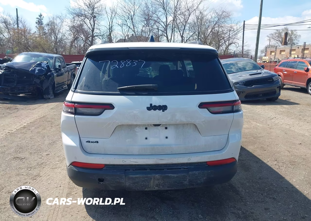 2025 Jeep Grand Cherokee L Altitude X 4X4 VIN:1C4RJKAG0S8728837 - 16