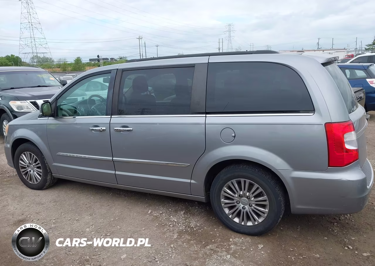 2014 Chrysler Town & Country Touring-L VIN:2C4RC1CG6ER174715 - 14