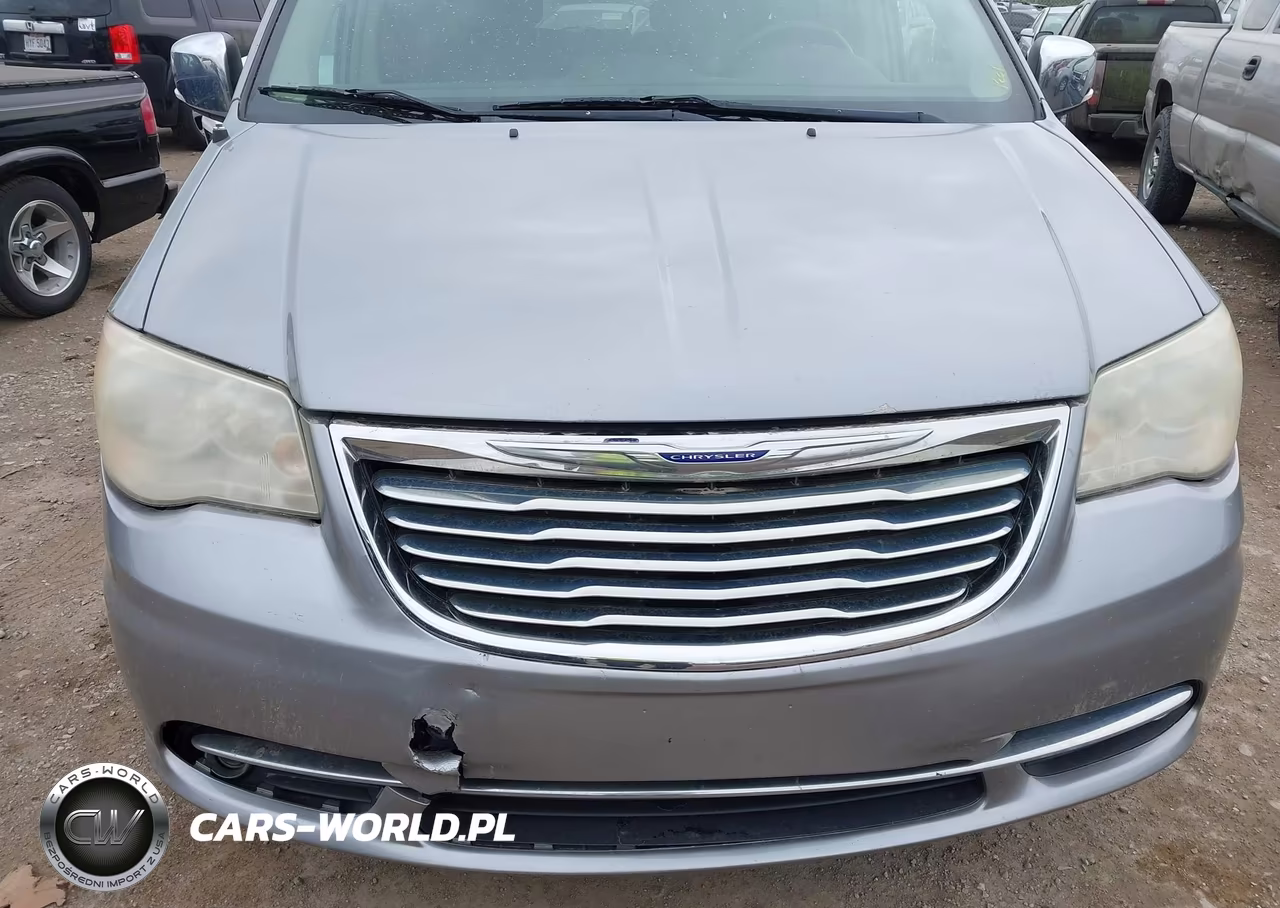 2014 Chrysler Town & Country Touring-L VIN:2C4RC1CG6ER174715 - 6